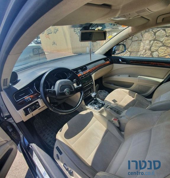 2010' Skoda Superb סקודה סופרב photo #2