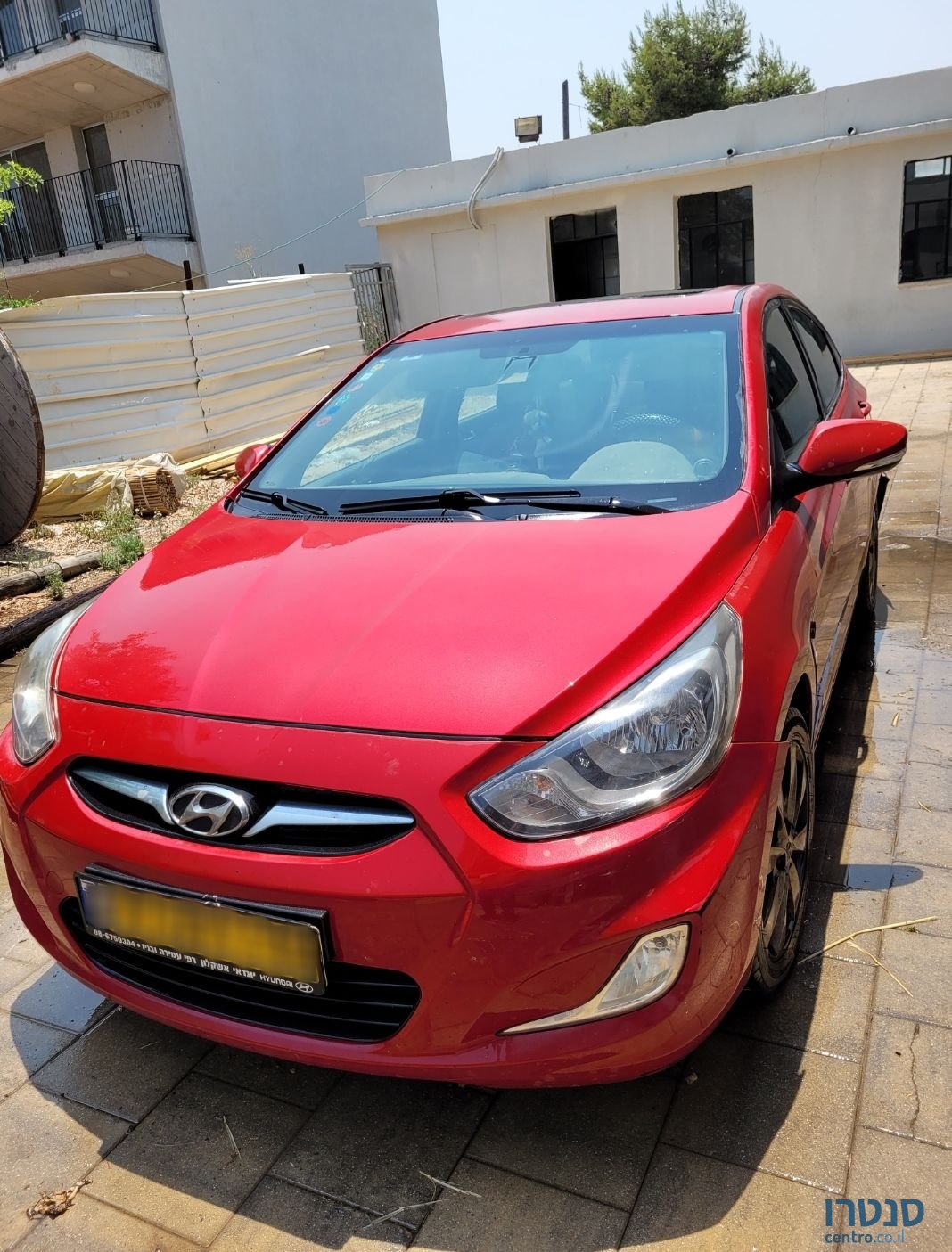 2012' Hyundai i25 יונדאי photo #1