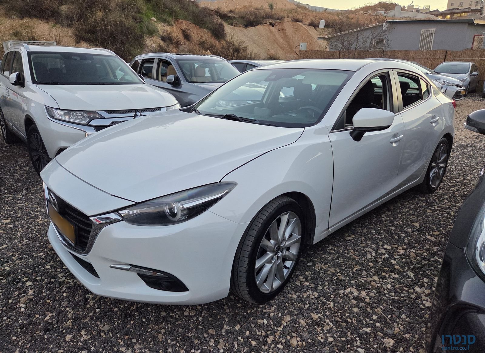 2017' Mazda 3 מאזדה photo #1