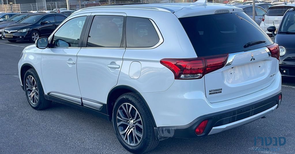 2017' Mitsubishi Outlander מיצובישי אאוטלנדר photo #5