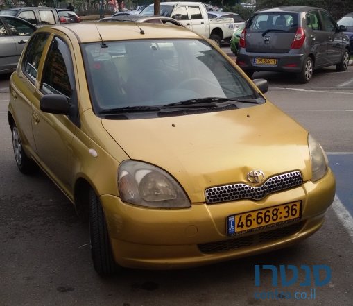 2002' Toyota Yaris photo #1