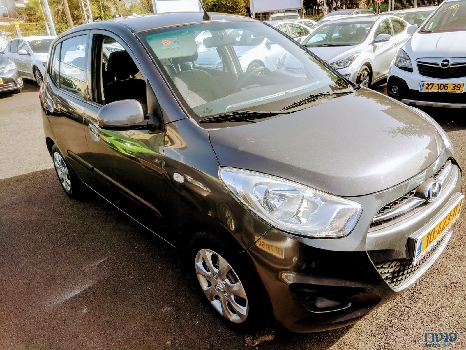 2012' Hyundai i10 photo #1