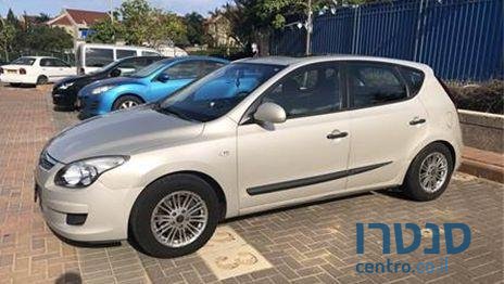 2010' Hyundai i30 i30 יונדאי photo #3