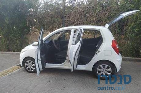 2011' Hyundai i10 יונדאי photo #1