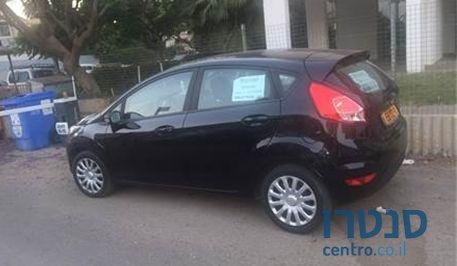 2014' Ford Fiesta photo #1