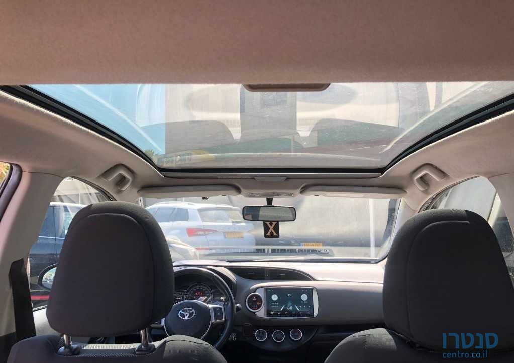 2016' Toyota Yaris טויוטה יאריס photo #4