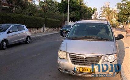 2005' Chrysler Voyager קרייזלר וויג'ר photo #1