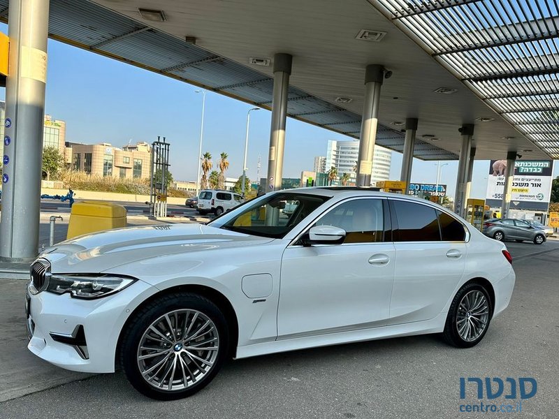 2020' BMW 3 Series ב.מ.וו סדרה 3 photo #4