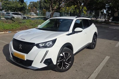 2022' Peugeot 2008 פיג'ו