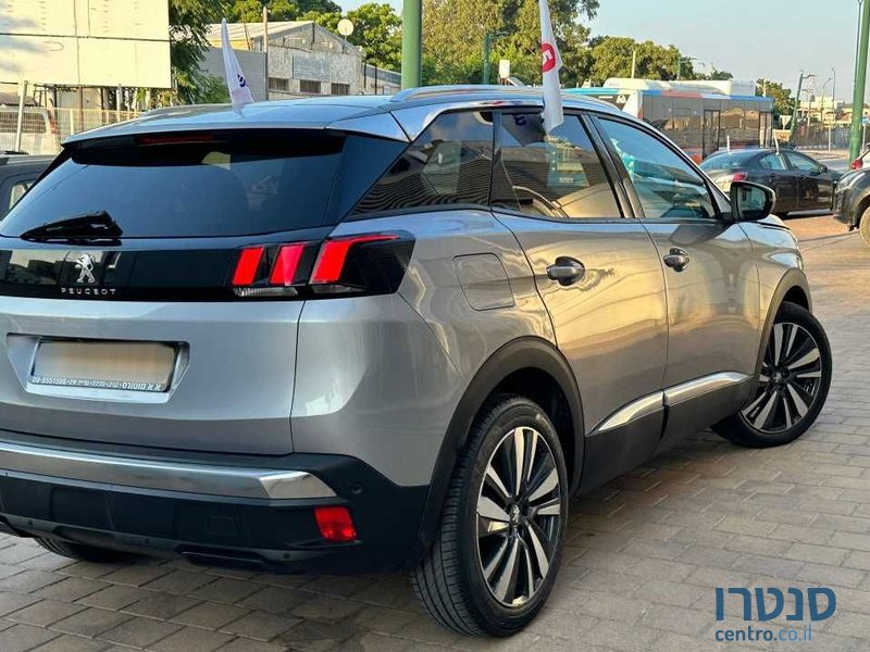 2018' Peugeot 3008 פיג'ו photo #4