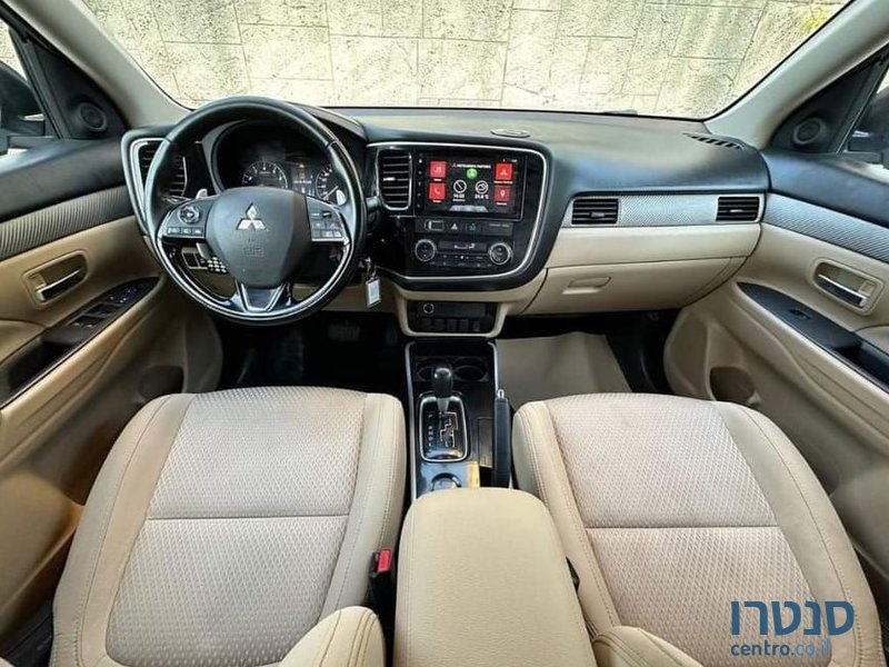 2018' Mitsubishi Outlander מיצובישי אאוטלנדר photo #1