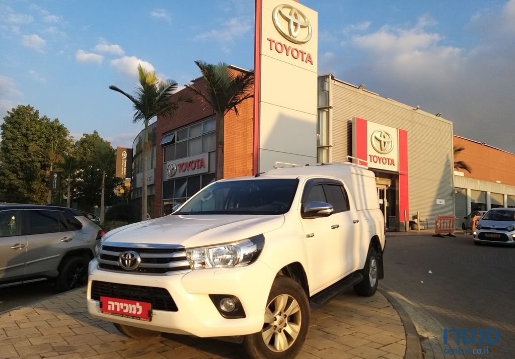 2017' Toyota Hilux טויוטה היילקס photo #1