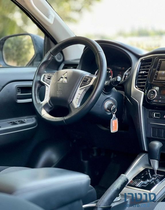 2022' Mitsubishi L200 4X4 מיצובישי האנטר photo #3