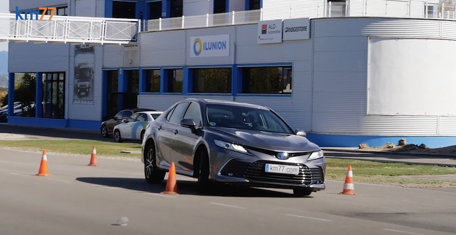 Toyota Camry Hybrid Is Comfortable But Slow On The Moose Test