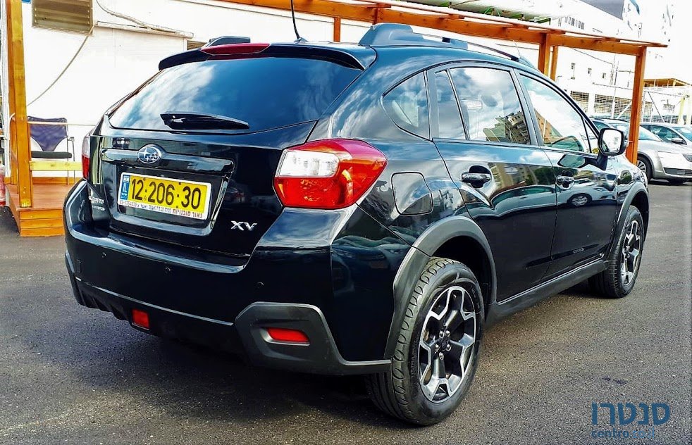 2014' Subaru XV photo #2