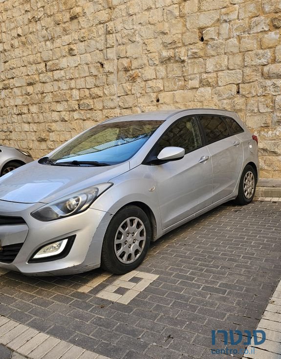 2013' Hyundai i30 יונדאי photo #5