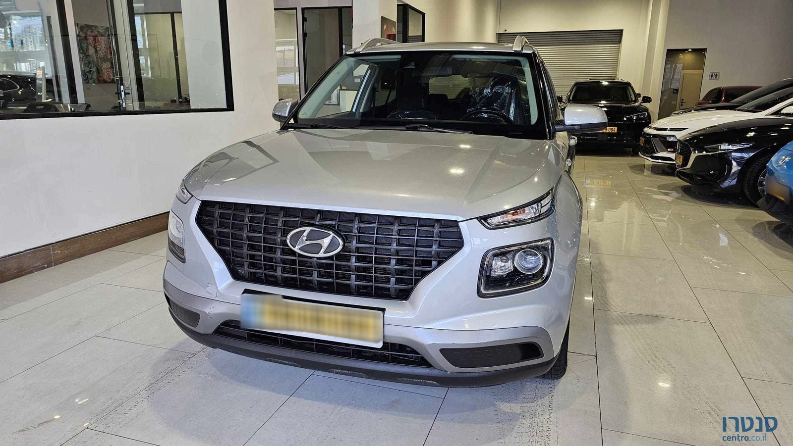 2022' Hyundai VENUE Intense photo #1