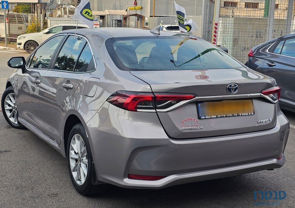 2021' Toyota Corolla טויוטה קורולה photo #3