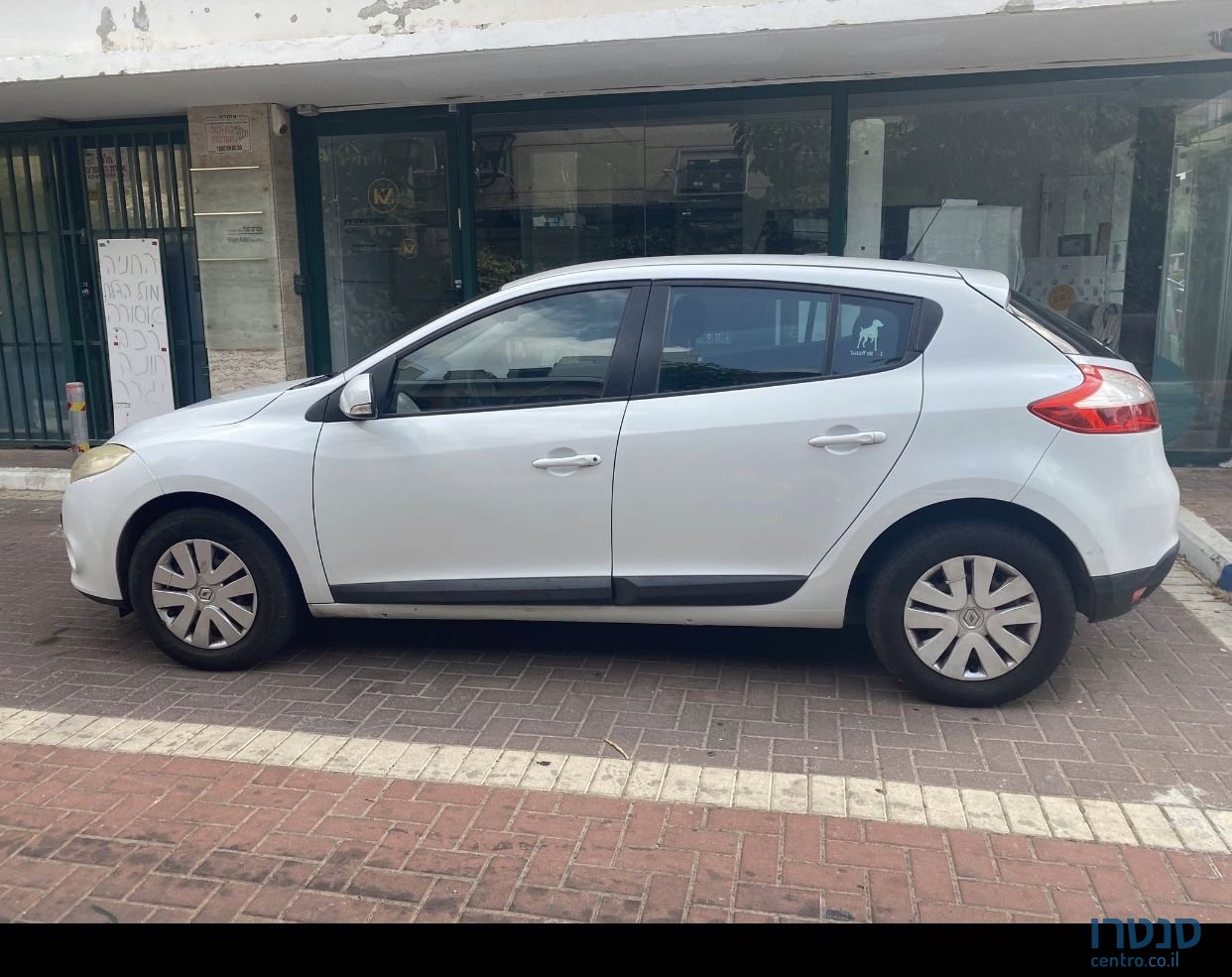 2011' Renault Megane רנו מגאן photo #2