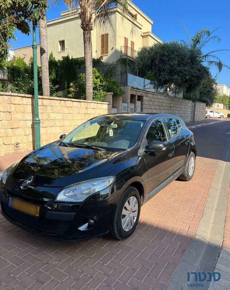 2011' Renault Megane רנו מגאן photo #3