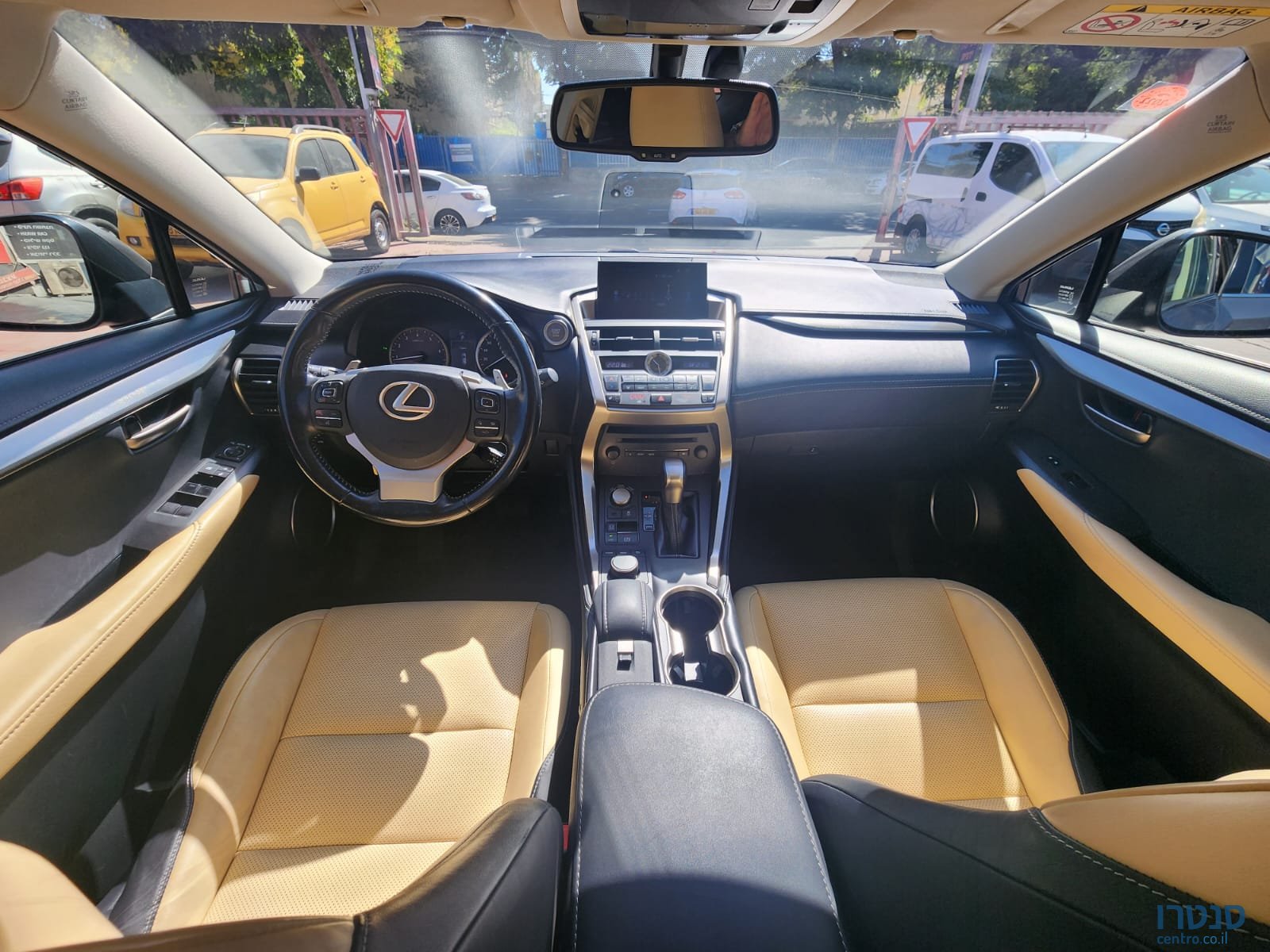 2017' Lexus NX 200t photo #3