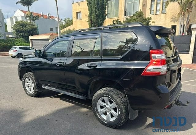 2015' Toyota Land Cruiser טויוטה לנד קרוזר photo #1