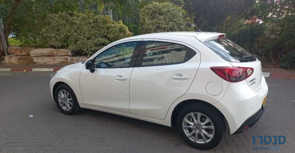 2020' Mazda 2 מאזדה photo #3