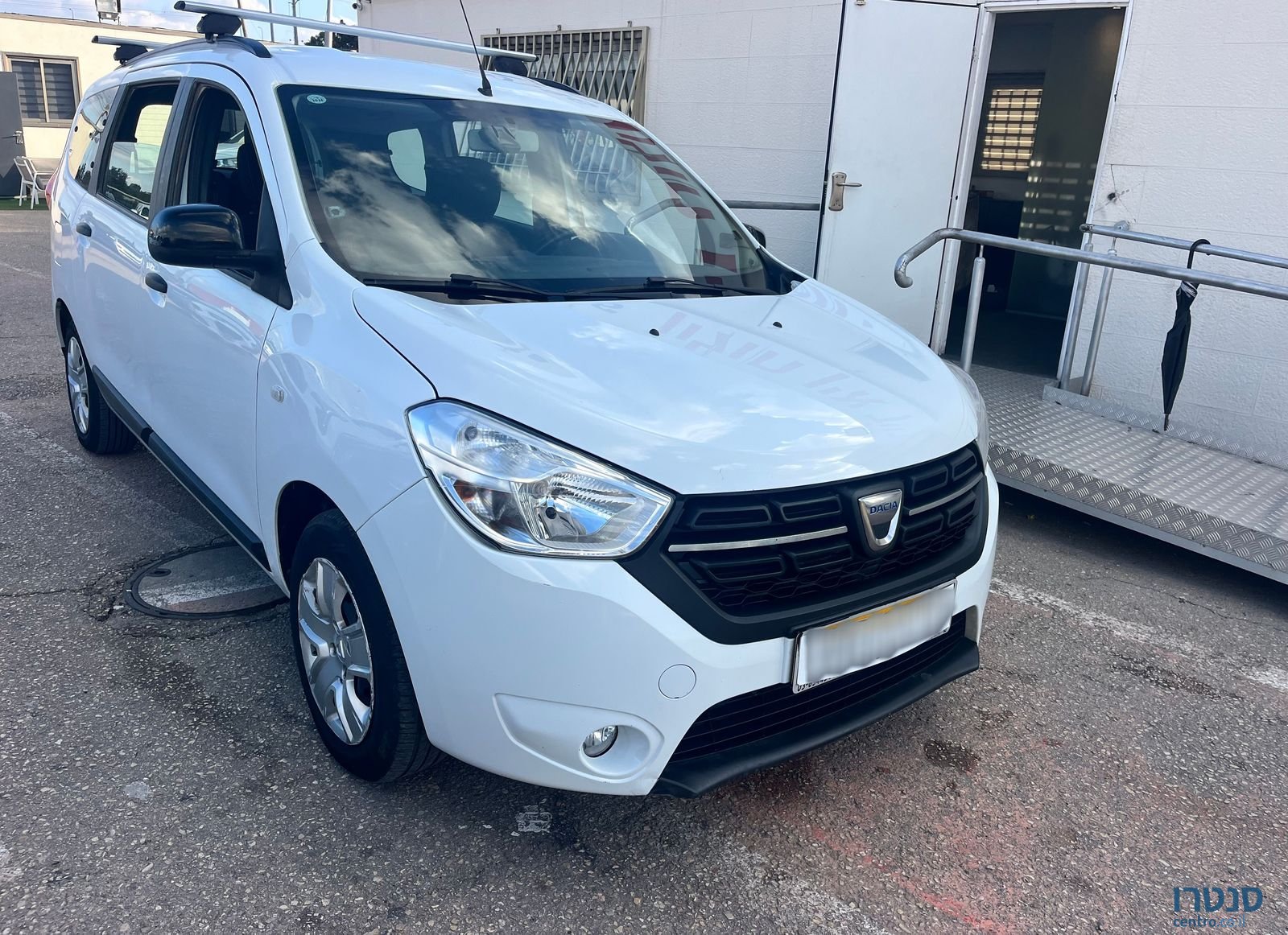 2021' Dacia Lodgy דאצ'יה לודג'י photo #1
