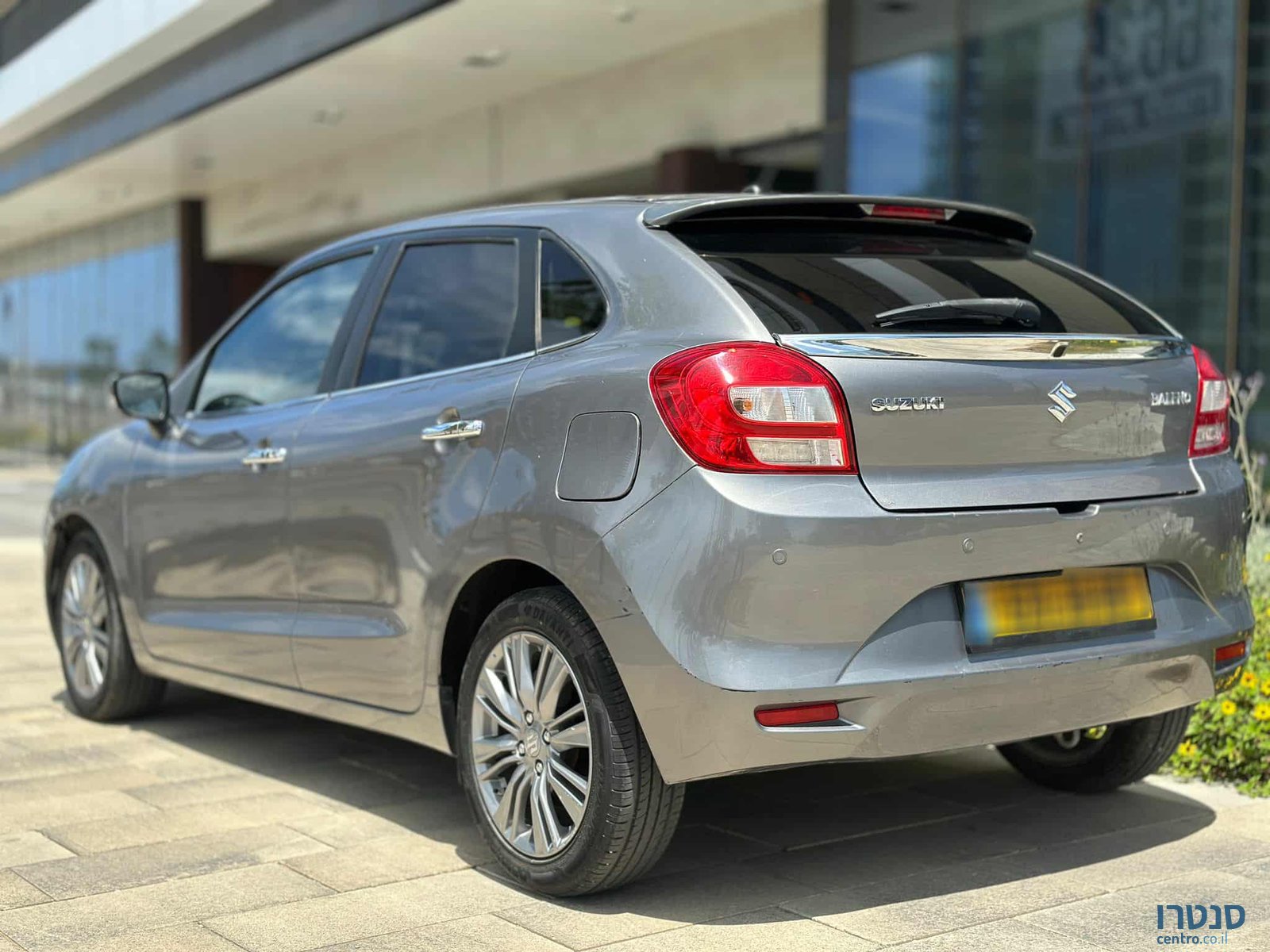 2019' Suzuki Baleno photo #5