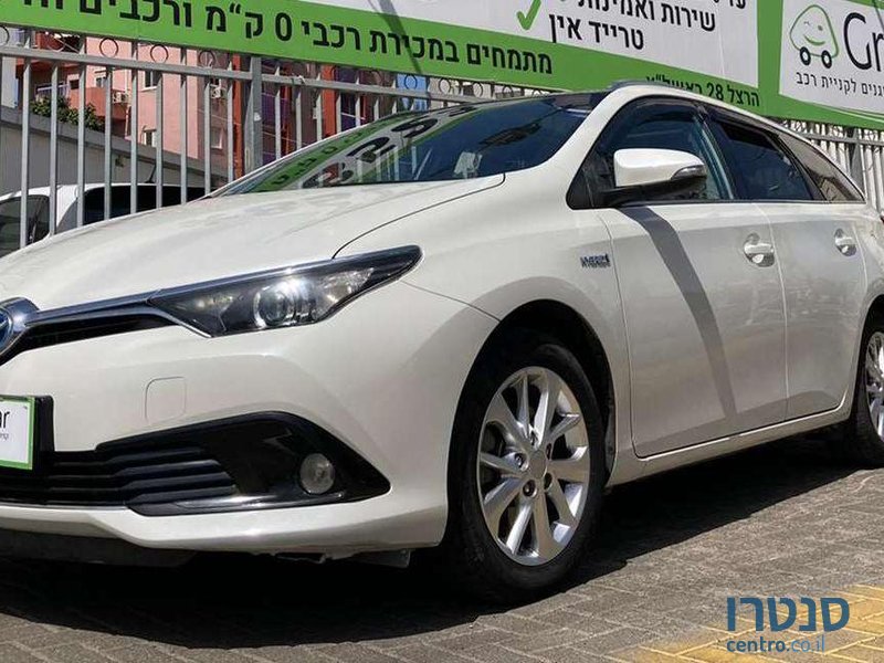 2017' Toyota Auris טויוטה אוריס photo #2