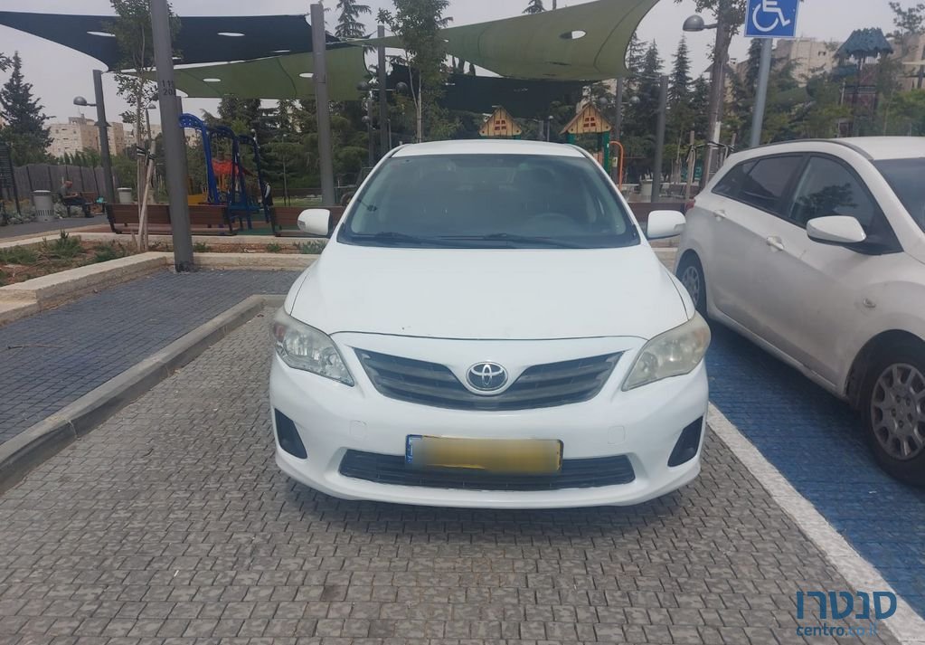 2010' Toyota Corolla טויוטה קורולה photo #1