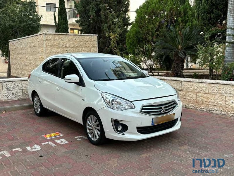 2017' Mitsubishi Attrage מיצובישי אטראז' photo #2