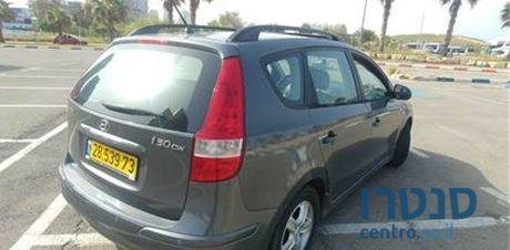 2011' Hyundai I30Cw i30Cw יונדאי photo #2