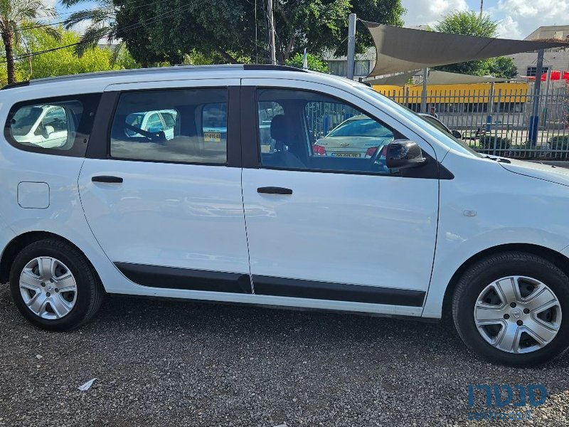 2021' Dacia Lodgy דאצ'יה לודג'י photo #3