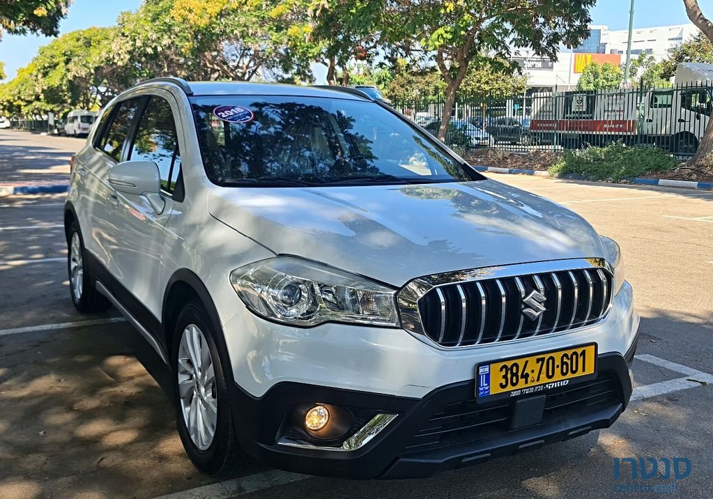 2018' Suzuki SX4 סוזוקי קרוסאובר photo #1