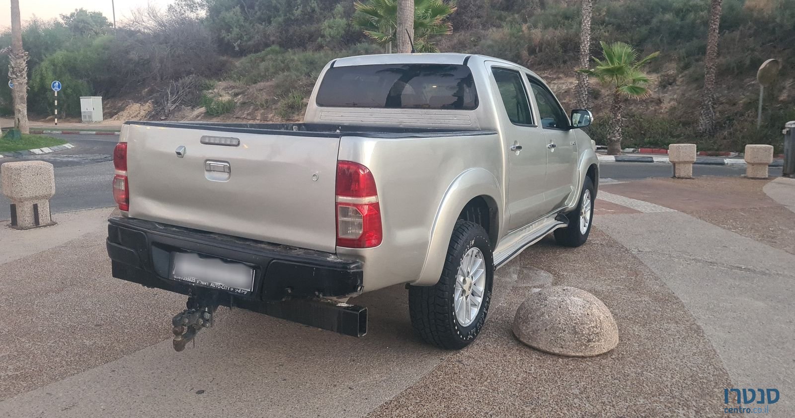 2014' Toyota Hilux טויוטה היילקס photo #6