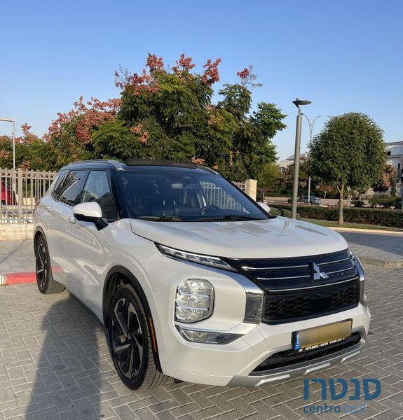 2021' Mitsubishi Outlander מיצובישי אאוטלנדר photo #2