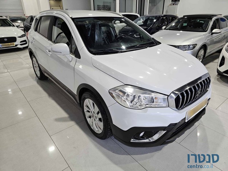 2018' Suzuki SX4 S-Cross photo #2