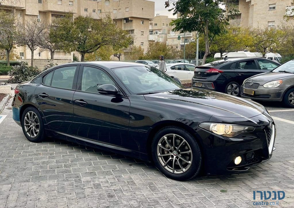 2018' Alfa Romeo Giulia אלפא רומיאו ג'וליה photo #5