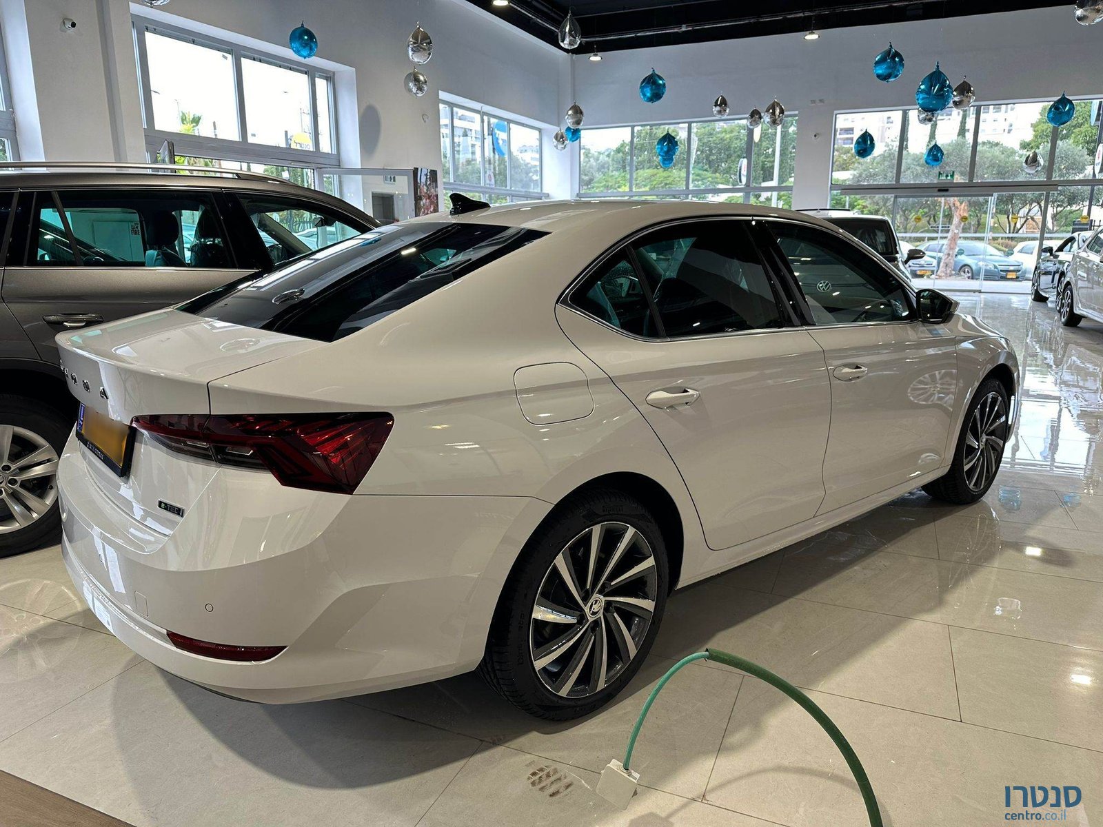 2023' Skoda Octavia photo #3