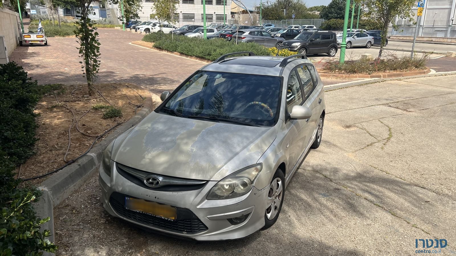 2011' Hyundai i30 יונדאי Cw photo #1