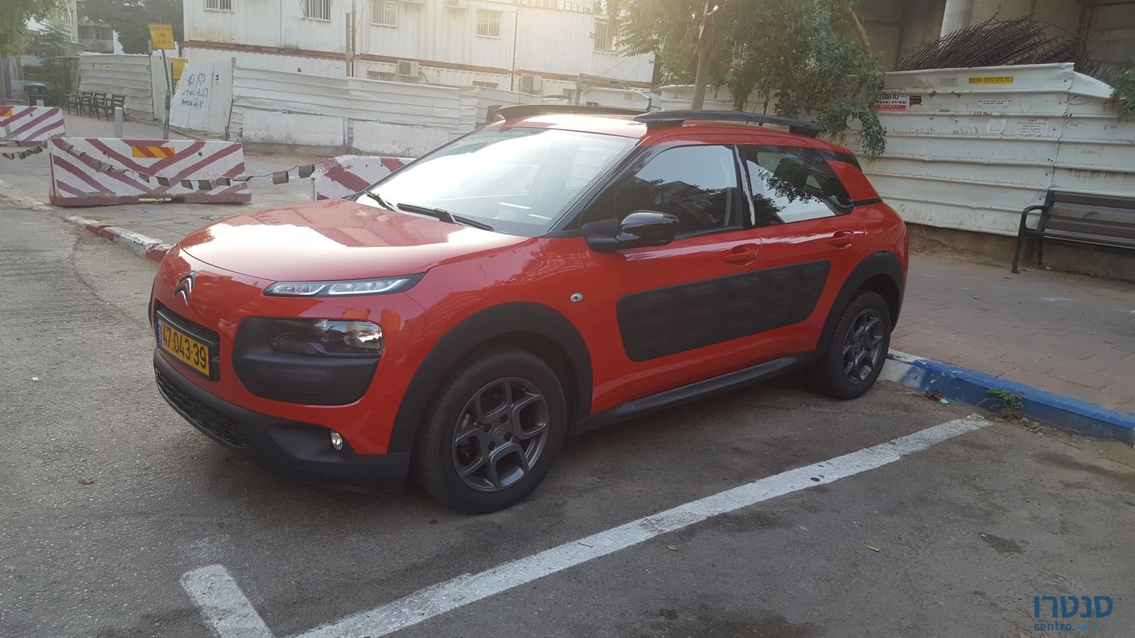 2016' Citroen C4 cactus photo #1