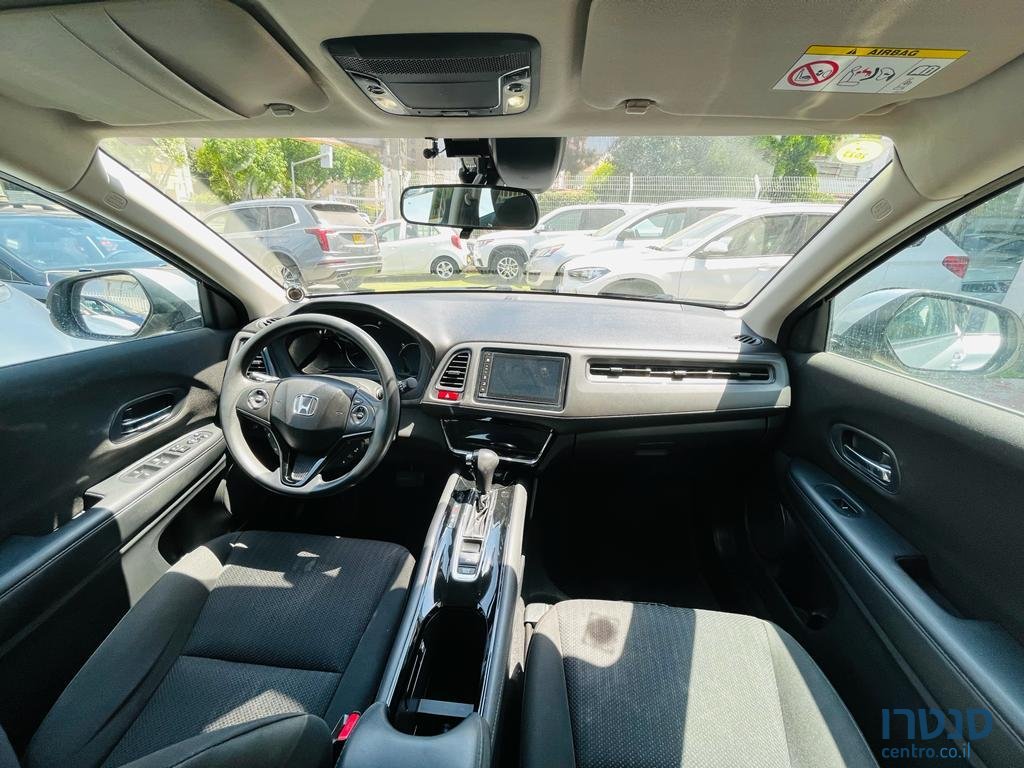 2018' Honda HR-V photo #4