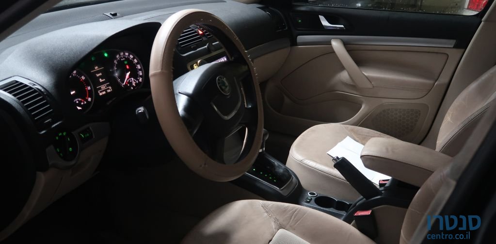 2009' Skoda Octavia סקודה אוקטביה photo #5