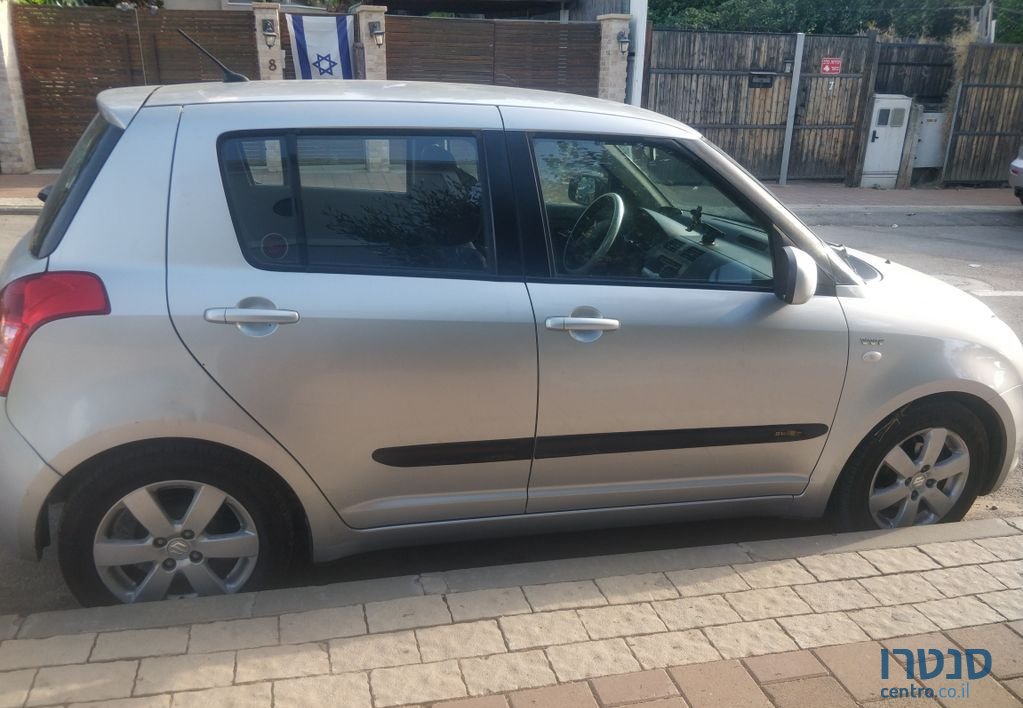 2008' Suzuki Swift סוזוקי סוויפט photo #5