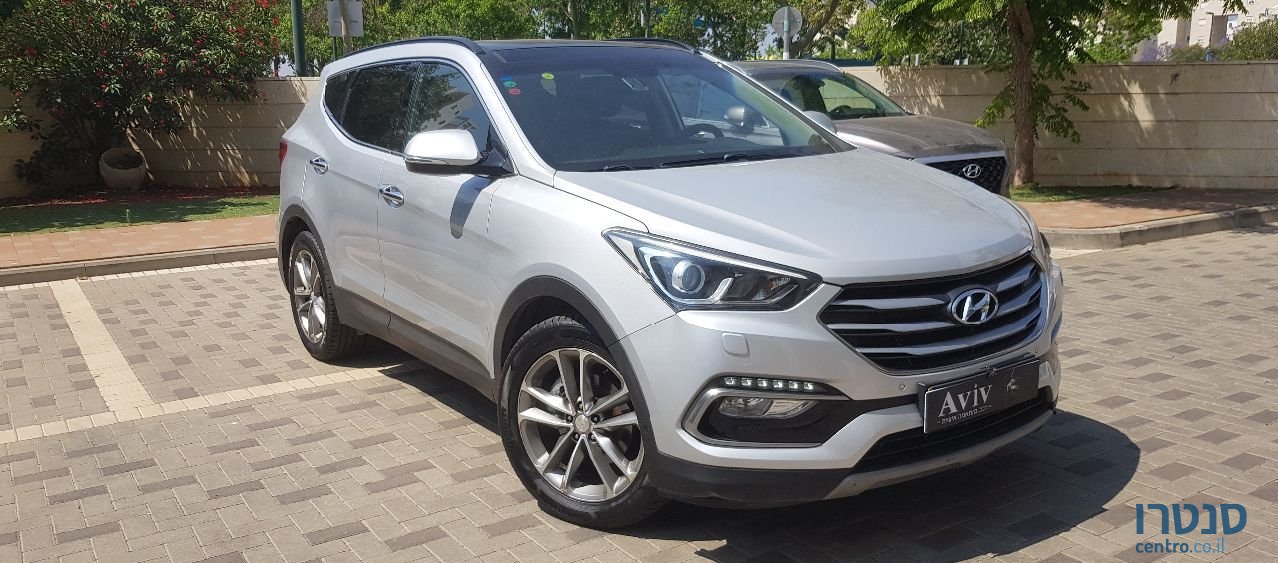 2017' Hyundai Santa Fe יונדאי סנטה פה photo #4