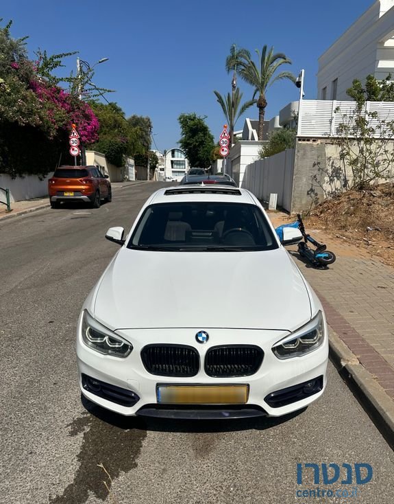 2015' BMW 1 Series ב.מ.וו סדרה 1 photo #4