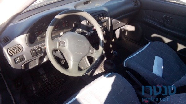 2000' Daihatsu Charade photo #5