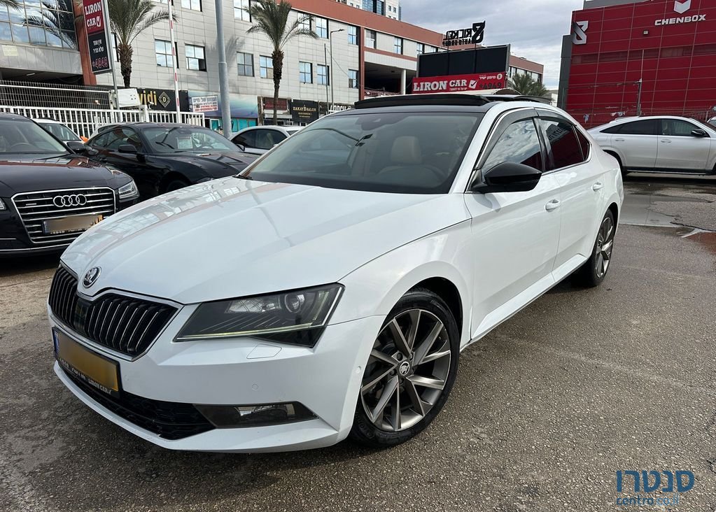2018' Skoda Superb סקודה סופרב photo #1