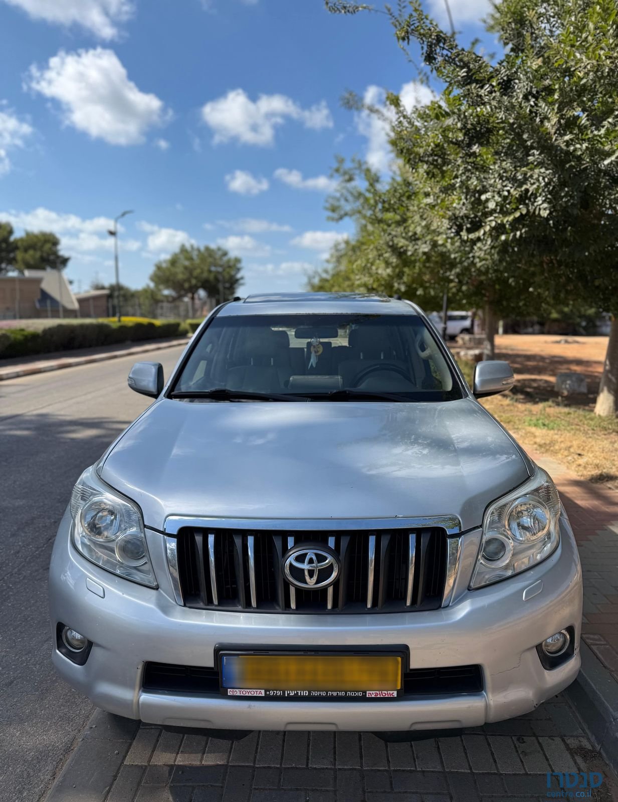 2012' Toyota Land Cruiser טויוטה לנד קרוזר photo #2